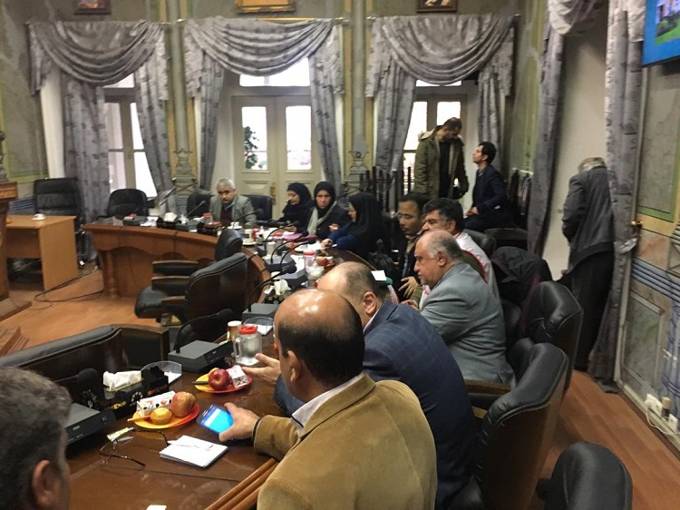 حضور‌ حاج آقا رضوان مدیر انجمن حمایت از بیماران کلیوی گیلان در شصت و چهارمین جلسه کمیسیون بهداشت