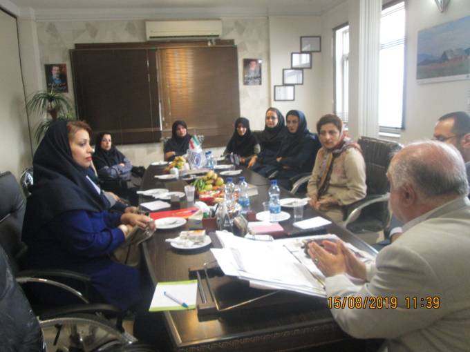 نشست مدیر انجمن کلیوی استان گیلان با سرپرستاران بخشهای دیالیز شهرستان رشت 