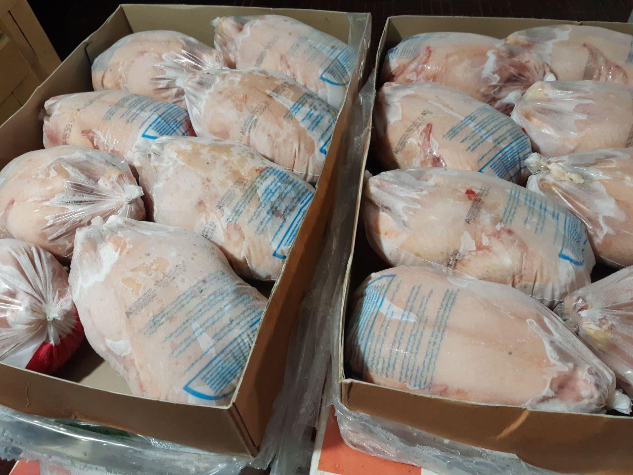 توزیع مرغ در بین بیماران دیالیزی سراسر استان گیلان